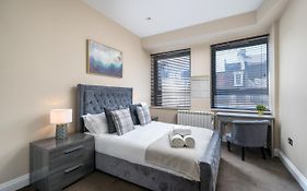 Spacious 2 Bedroom Apartment - Sleeps 6