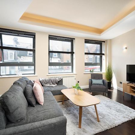 Spacious 2 Bedroom Apartment - Sleeps 6 Brighton Exterior photo